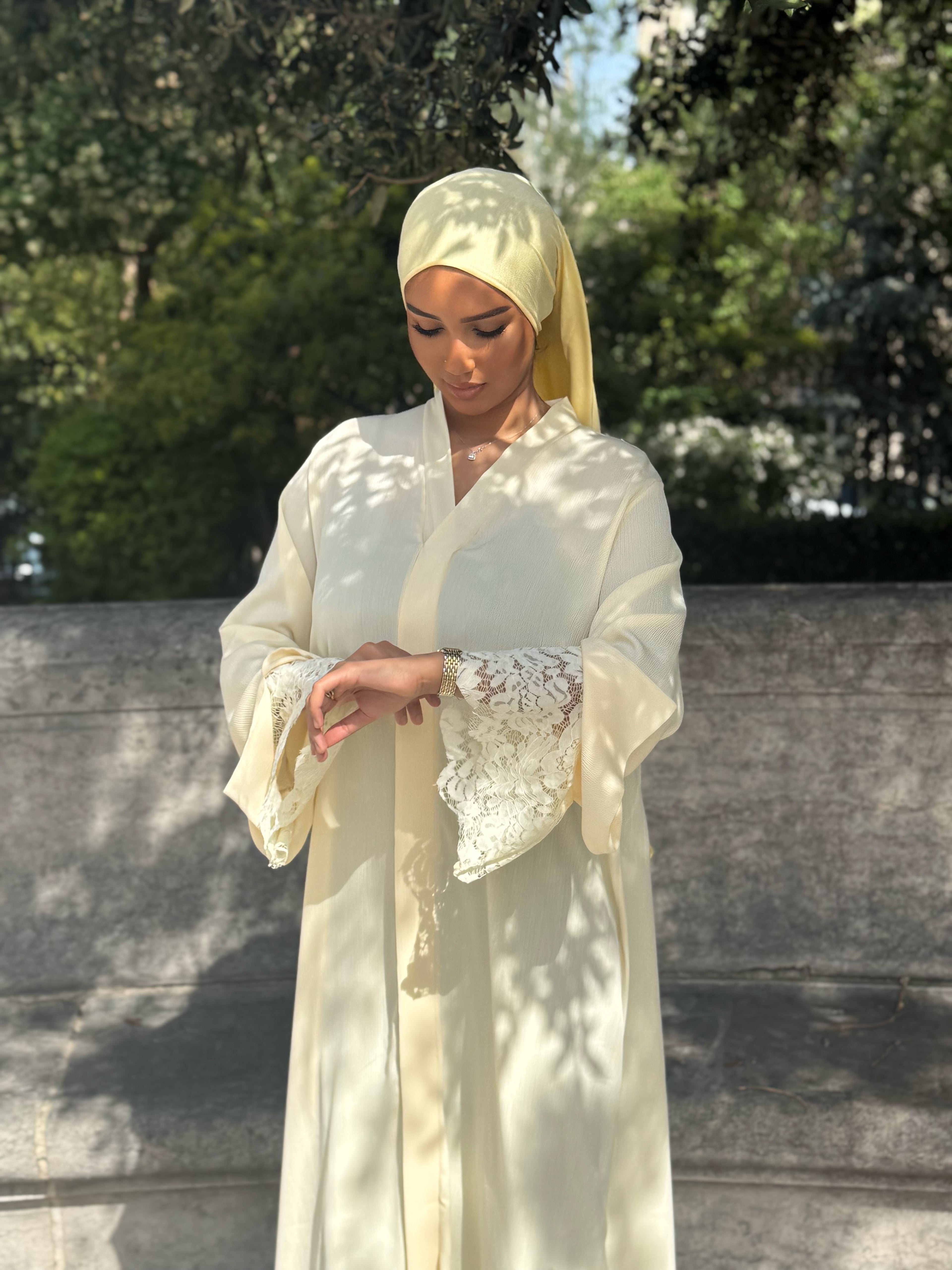 Abaya dentelle [jaune]
