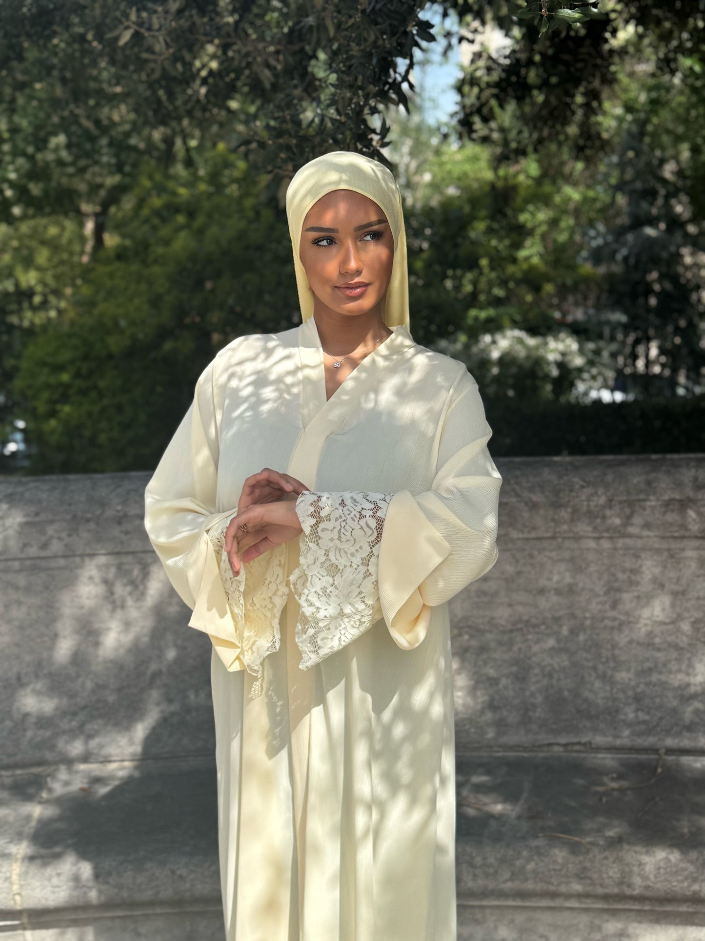 Abaya dentelle [jaune]