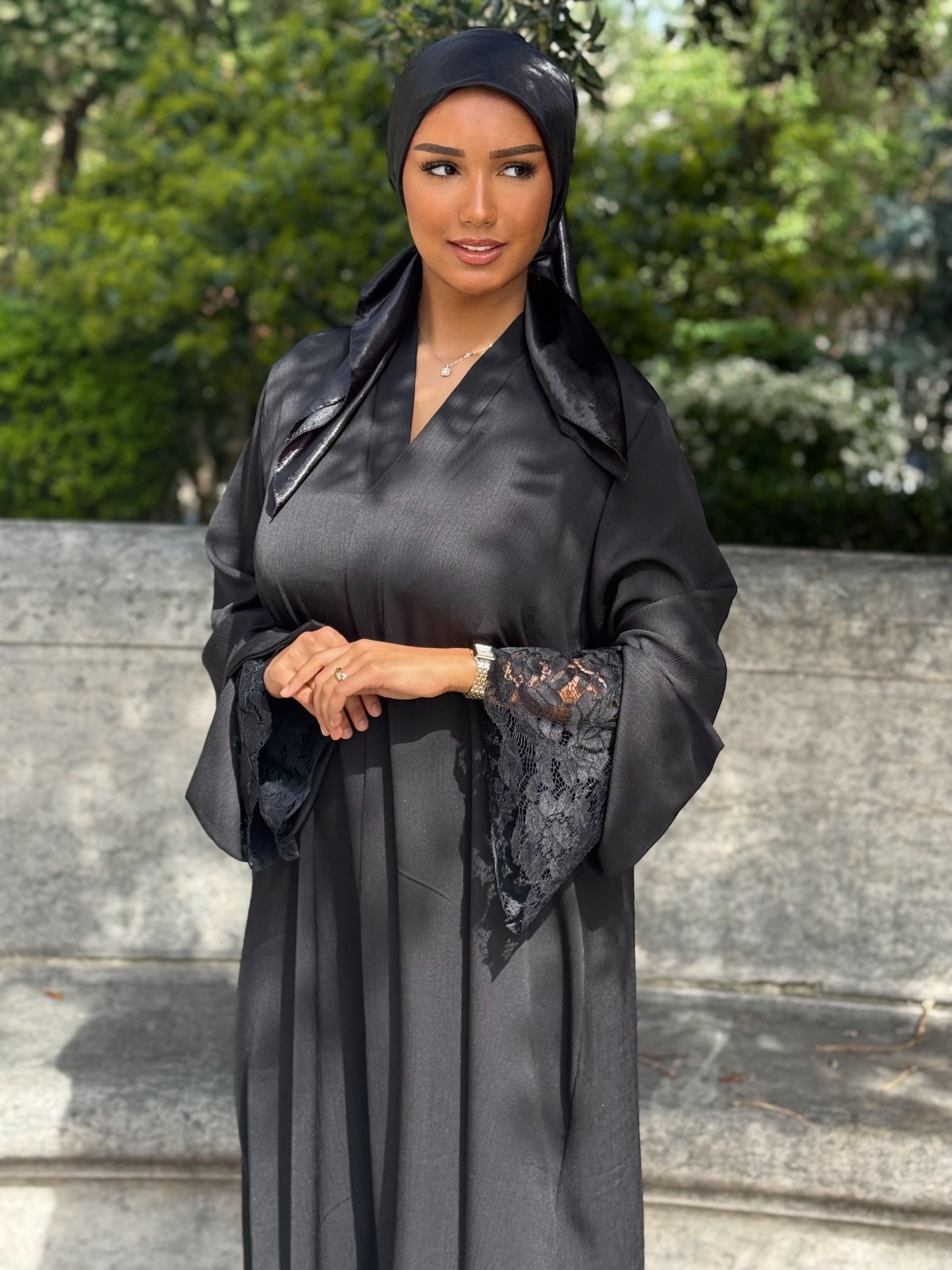 Abaya dentelle [noir]