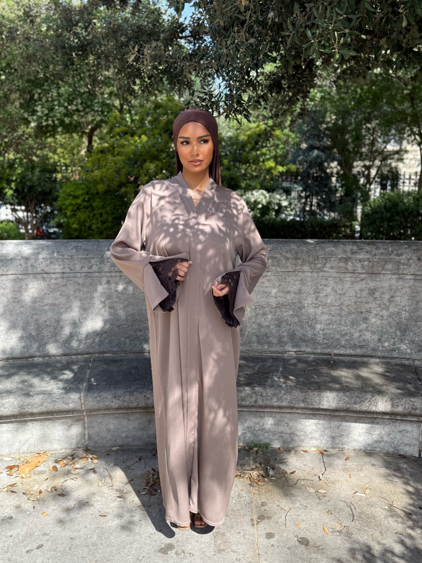 Abaya dentelle [taupe]