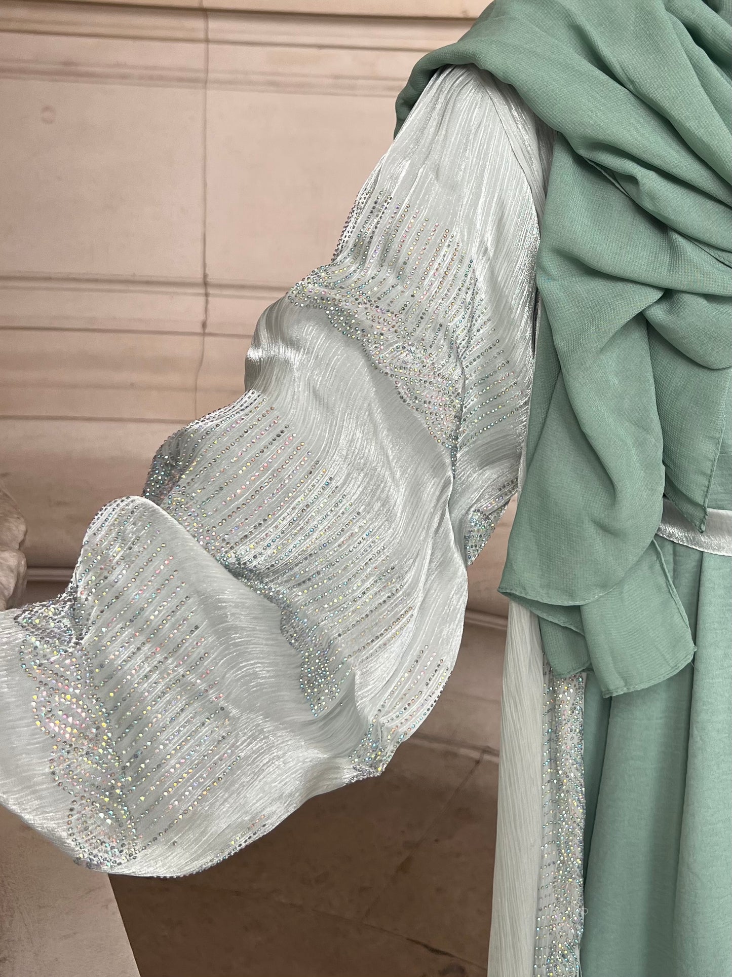 Abaya MONA