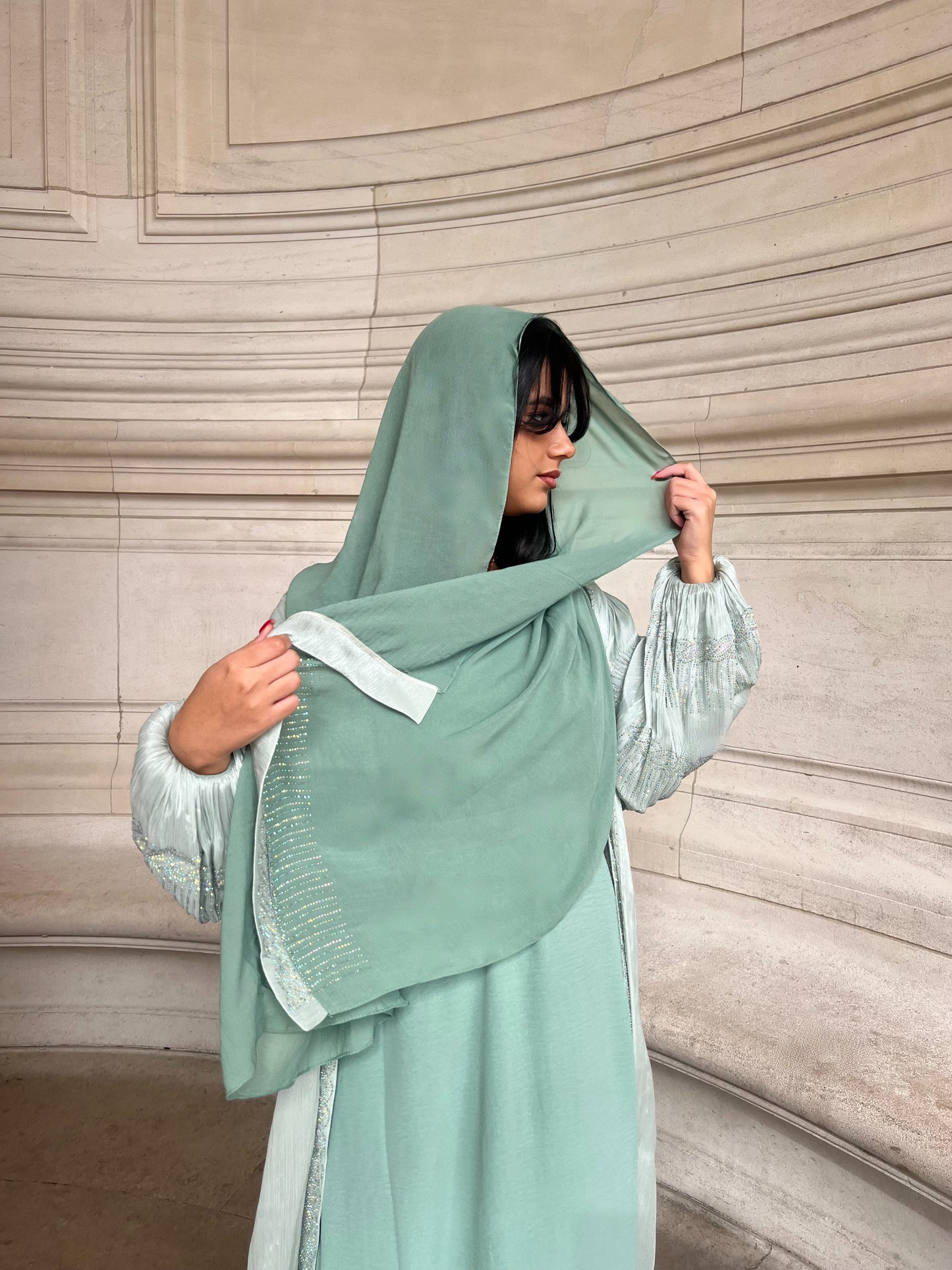 Abaya MONA