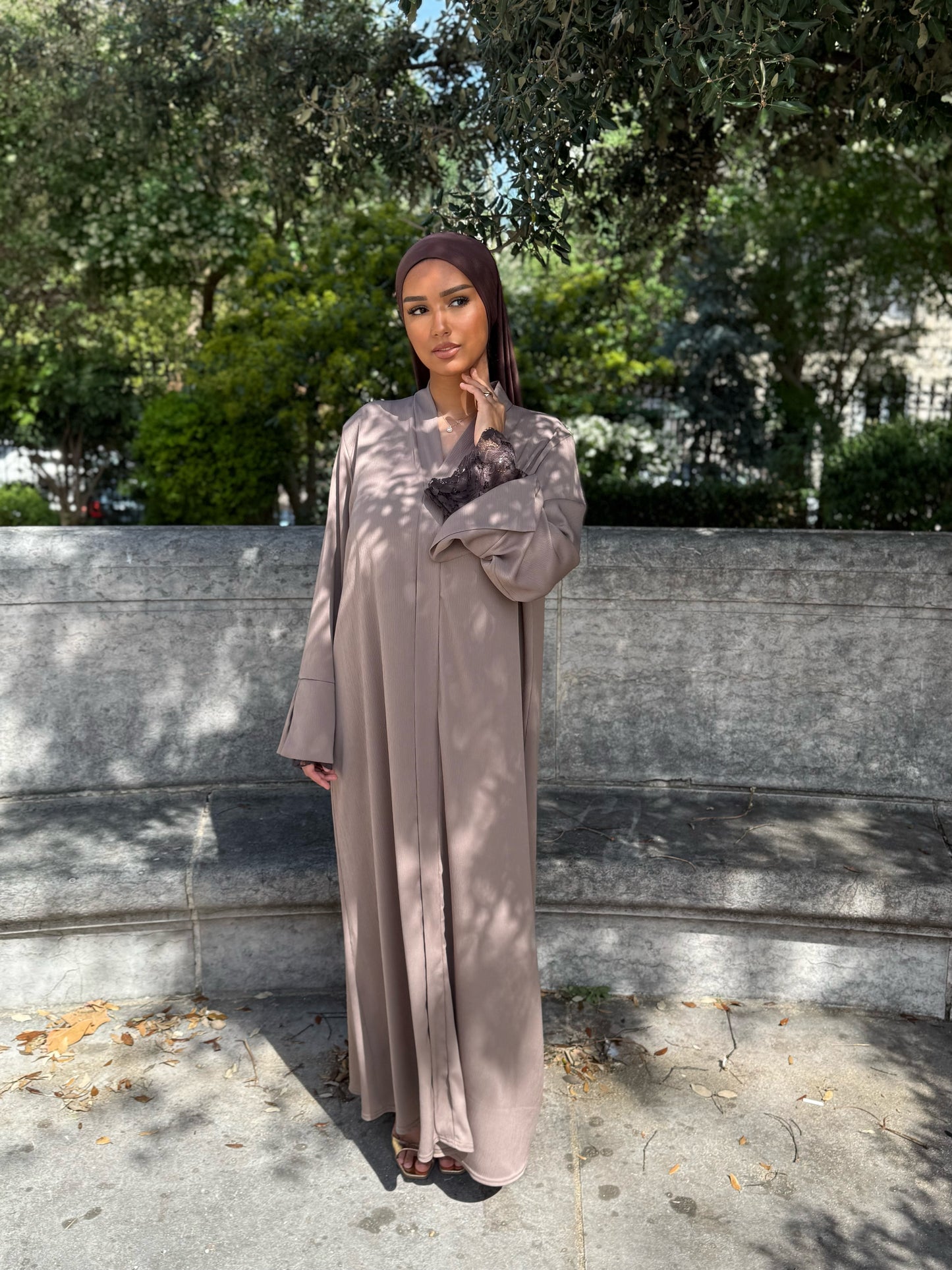 Abaya dentelle [taupe]